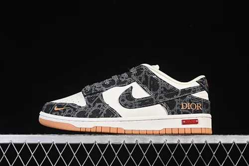 All categories Nk SB Dunk Series Nk SB Dunk Low High-end customized low-top sneakers Nike SB Dunk Low Dior co-branded ink pattern denim High-end customized low-top casual sneakers SD6688-001